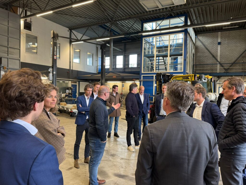 BB Capital - Bb capital friday feed schiphol 2