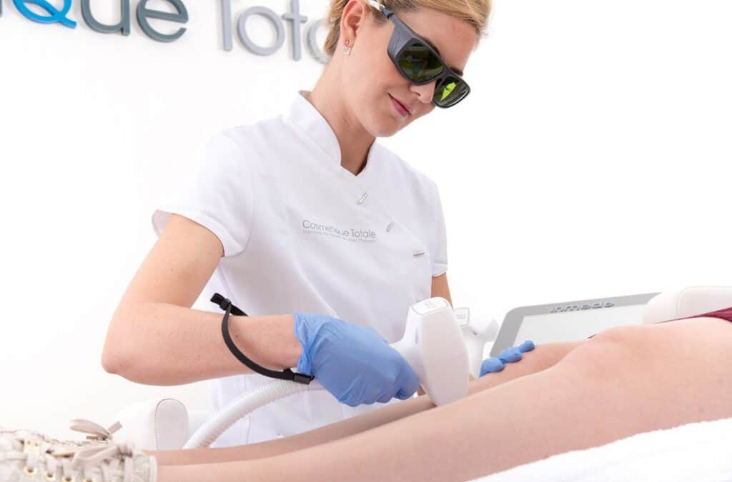 Cosmetique Totale neemt branchegenoten Silk Laserclinic en Het Lasercentrum over